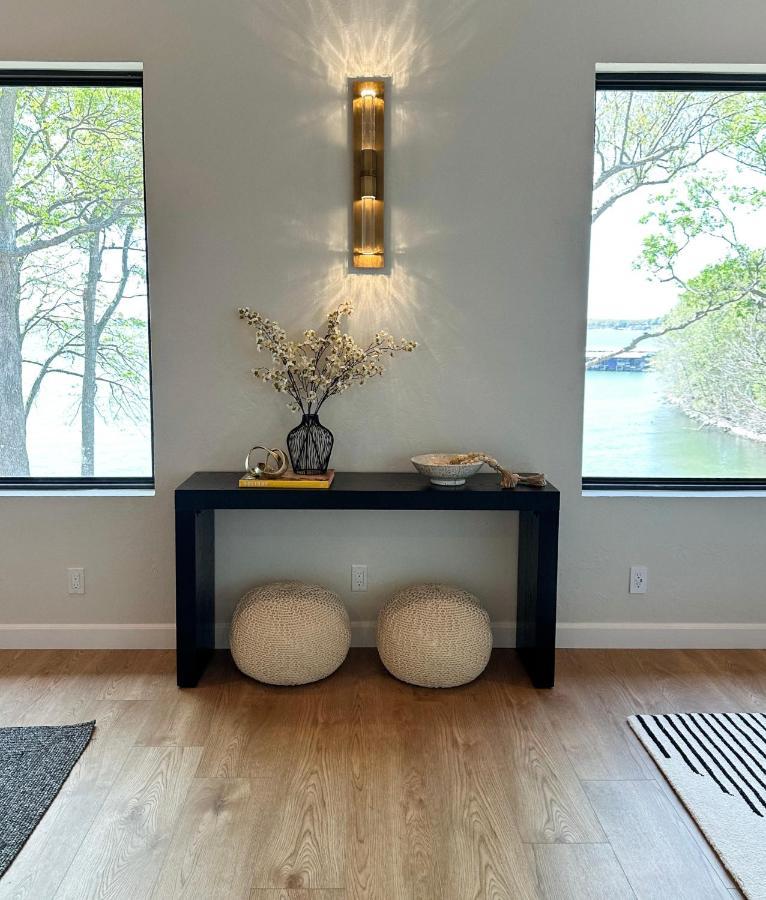 Newly Renovated 4B, 2.5 Bath Lakefront Home With South Grand Lake Views And Dock Vinita Exteriér fotografie