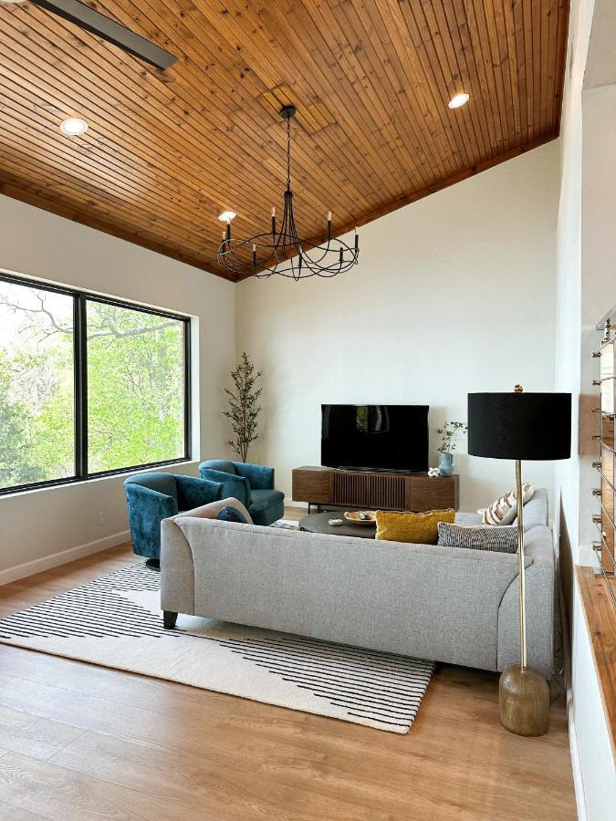 Newly Renovated 4B, 2.5 Bath Lakefront Home With South Grand Lake Views And Dock Vinita Exteriér fotografie
