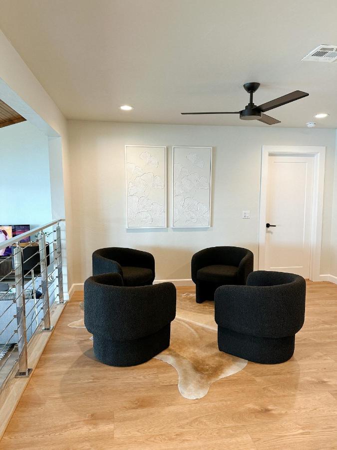Newly Renovated 4B, 2.5 Bath Lakefront Home With South Grand Lake Views And Dock Vinita Exteriér fotografie