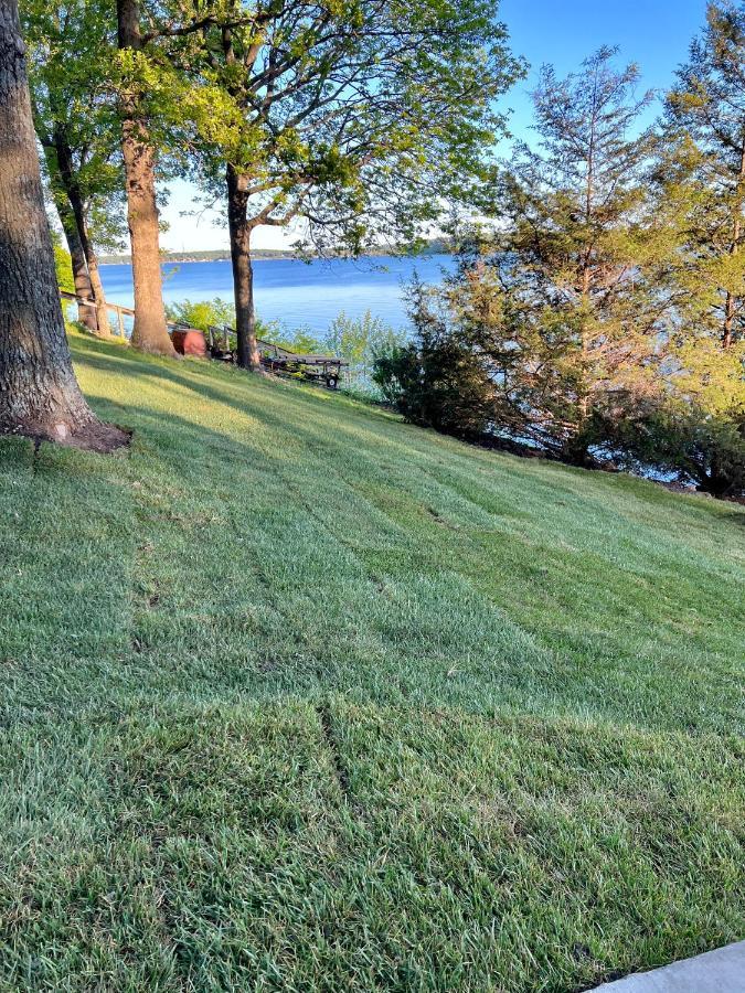 Newly Renovated 4B, 2.5 Bath Lakefront Home With South Grand Lake Views And Dock Vinita Exteriér fotografie