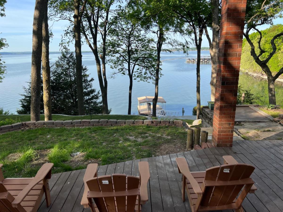 Newly Renovated 4B, 2.5 Bath Lakefront Home With South Grand Lake Views And Dock Vinita Exteriér fotografie